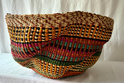 Pakurigo Wave Décor Basket

The Baba Tree Collection
A Curated Artisan Reserve by Akua’s Corner