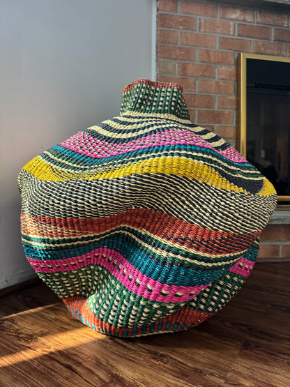 Wavy Art Basket - Multicolor